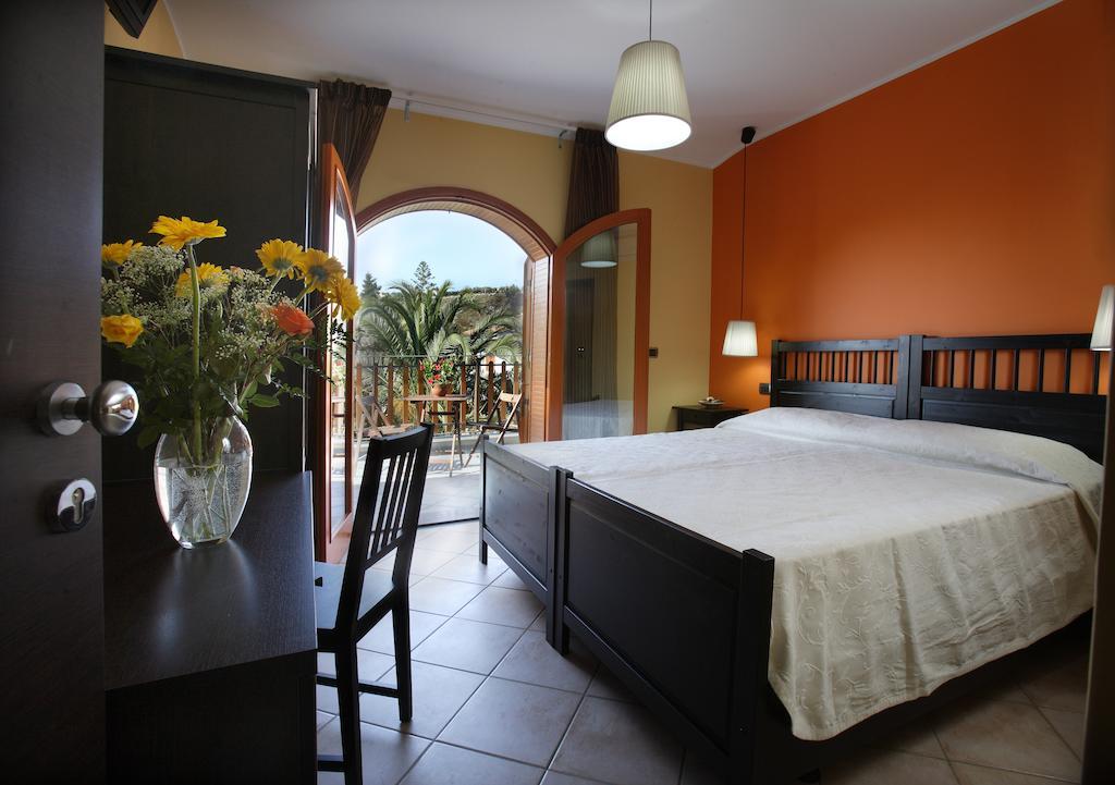 B&B Villa Rodriguez มิลาซโซ ห้อง รูปภาพ
